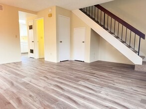 3901 Oak Villa Cir in Carmichael, CA - Building Photo - Building Photo