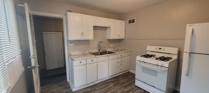 1785 Tecumseh St in Toledo, OH - Building Photo - Building Photo