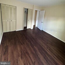 11919 Parklawn Dr in Rockville, MD - Building Photo - Building Photo