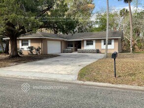 984 Oak Dr in Oviedo, FL - Building Photo - Building Photo