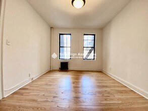 282 Cabrini Blvd in New York, NY - Building Photo - Building Photo