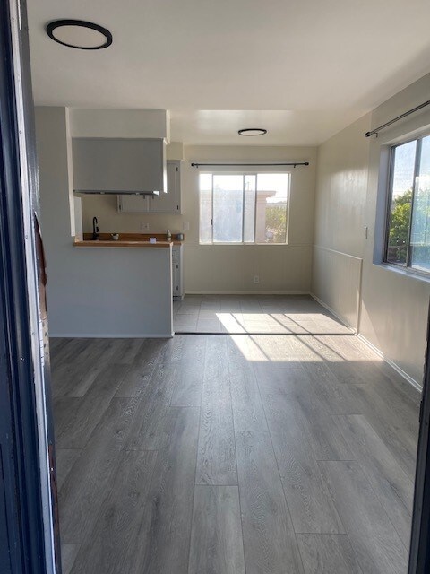 11643 Eucalyptus Ave in Hawthorne, CA - Foto de edificio