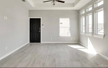 410 Downing Ave-Unit -4 in Edinburg, TX - Building Photo - Building Photo