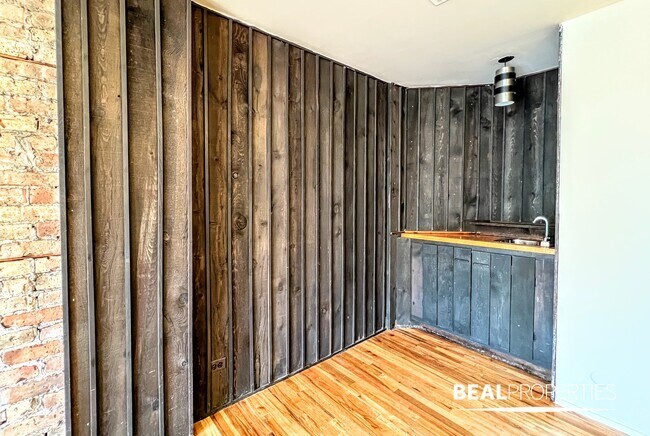 606 W Surf St in Chicago, IL - Building Photo - Building Photo