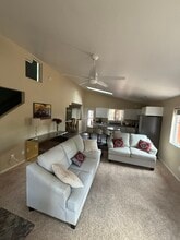 3800 S Wagon Trl in Flagstaff, AZ - Foto de edificio - Building Photo