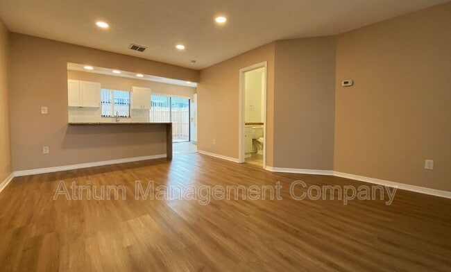 property at 6262 Yorktown Dr