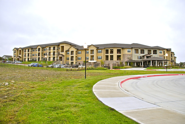 Sedona Village Senior Living in Fort Worth, TX - Building Photo - Building Photo