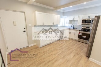 351 E Thomas Rd in Phoenix, AZ - Building Photo - Building Photo