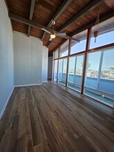 2020 Hermosa Ave, Unit 2 in Hermosa Beach, CA - Building Photo - Building Photo
