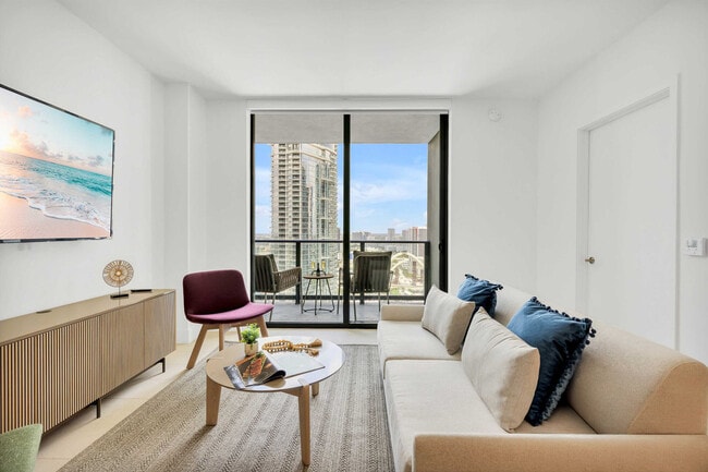 601 NE 1st Ave, Unit SI ID1227486P