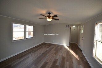 11049-11051 Stephens Rd in North Bend, OH - Building Photo - Building Photo