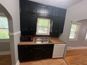 3737 J St in Lincoln, NE - Building Photo - Building Photo