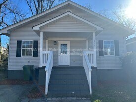 214 W Central Ave in Griffin, GA - Building Photo