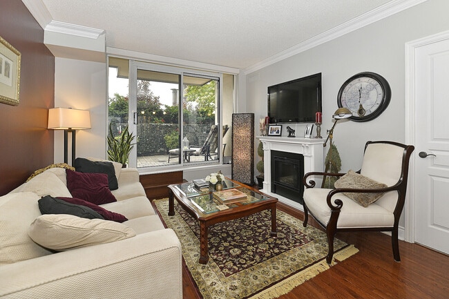 property at 10 Delisle Ave