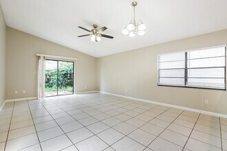 1409 Bridlebrook Dr in Casselberry, FL - Building Photo - Building Photo