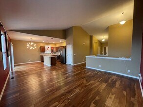 10506 Potter St in Omaha, NE - Building Photo - Building Photo