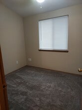 7910 SE 67th Ave, Unit Townhouse in Portland, OR - Foto de edificio - Building Photo