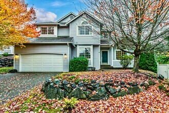 4601 Nassau Ave NE in Tacoma, WA - Building Photo - Building Photo