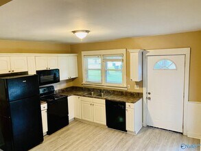 3509 Alpine St SW in Huntsville, AL - Building Photo - Building Photo