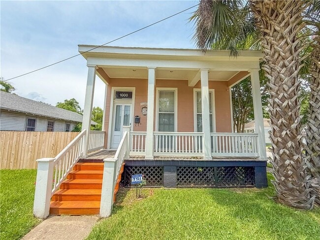 property at 1000 Selma St