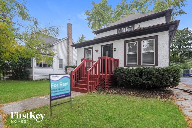 property at 125 S Fordham Ave