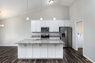 Springwell Village in St. Charles, MO - Foto de edificio - Interior Photo