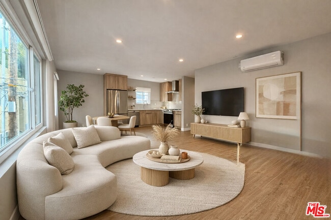 1307 Tamarind Ave in Los Angeles, CA - Building Photo - Building Photo