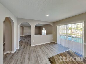 2280 Kingscrest Cir in Apopka, FL - Building Photo - Building Photo