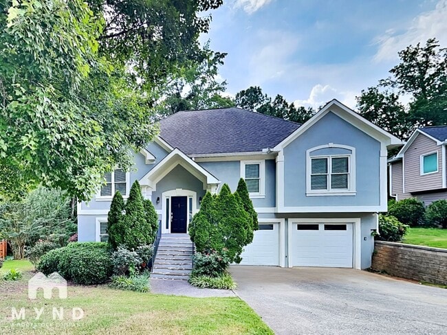 property at 103 Creekside Dr