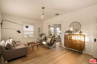328 Branch St in Los Angeles, CA - Building Photo - Building Photo