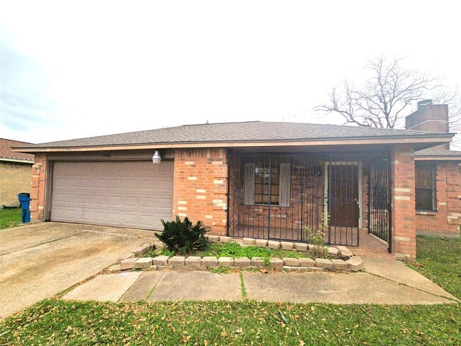 property at 13806 Long Glen Dr