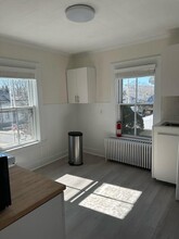 30 Channing St, Unit 3 in Newport, RI - Building Photo - Building Photo