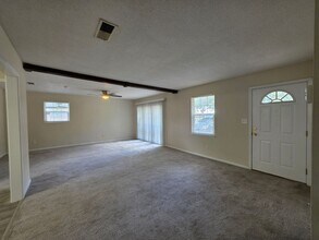 4925 La Ceiba Dr in Pensacola, FL - Building Photo - Building Photo