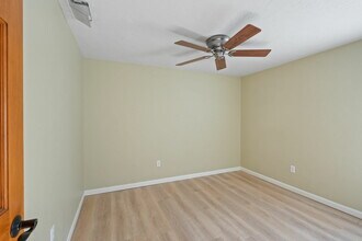 824 Prince Ave in Healdsburg, CA - Building Photo - Building Photo