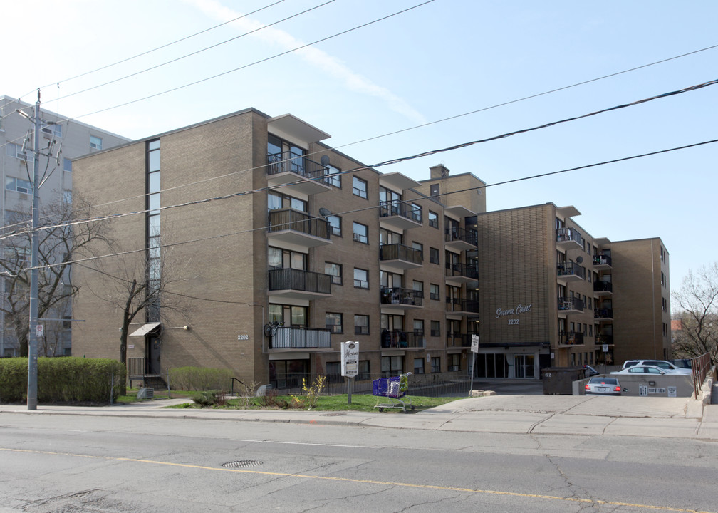 Serena Court in Toronto, ON - Building Photo