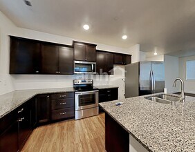 10622 138th St Ct E in South Hill, WA - Building Photo - Building Photo