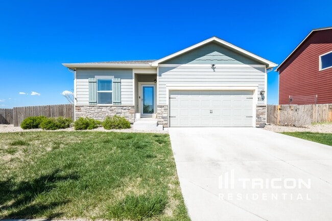 property at 7115 Shavano Cir