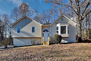 42 Breckenridge Dr in Powder Springs, GA - Building Photo