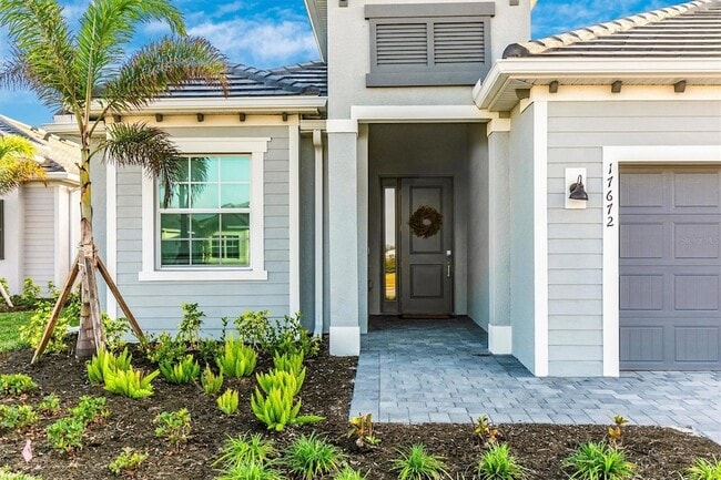 17672 Santorini Ct in Venice, FL - Foto de edificio - Building Photo