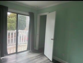 1221 Beacon Ave in San Mateo, CA - Foto de edificio - Building Photo