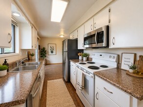 12421 N Ruby Rd in Spokane, WA - Building Photo - Building Photo