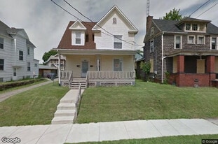 415 Shorb Ave NW, Unit 2 in Canton, OH - Building Photo