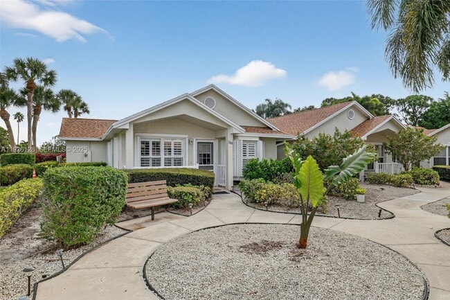 210 NW Zanzibar Pl in Port St. Lucie, FL - Building Photo - Building Photo