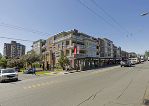 The Brownstone on Kerrisdale in Vancouver, BC - Building Photo - Primary Photo