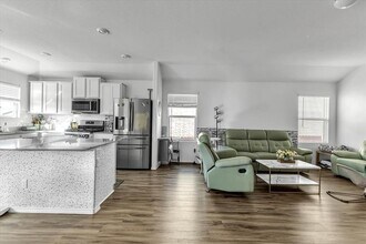 6013 Amalea Ln in Round Rock, TX - Foto de edificio - Building Photo