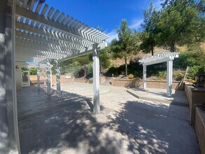 26528 Mahonia Way in Murrieta, CA - Building Photo - Building Photo