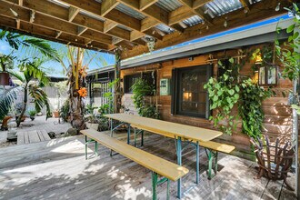 1613 SW 5th Ct in Fort Lauderdale, FL - Building Photo - Building Photo