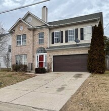 6009 Monroe Crossing-Unit -The Tuff Experience in Nashville, TN - Building Photo - Building Photo