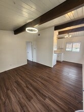 6024 Baileya Ave, Unit 6024 in Twentynine Palms, CA - Building Photo - Building Photo