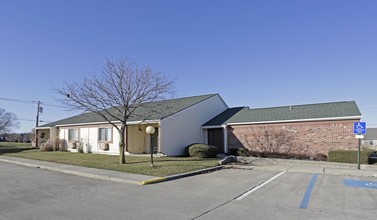 Stonecrest in Rensselaer, IN - Foto de edificio - Building Photo